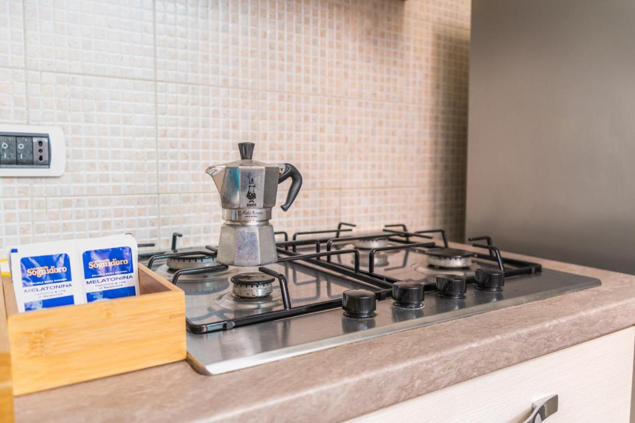 4 Giornate Apartment Наполи Екстериор снимка